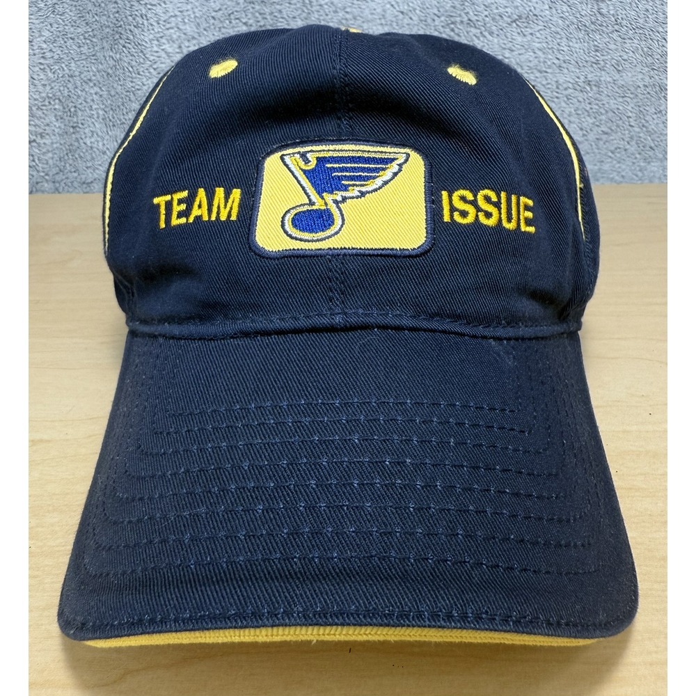 St Louis Blues Team Issue‎ Hat CCM Adjustable Strap Back NHL Hockey Cap
